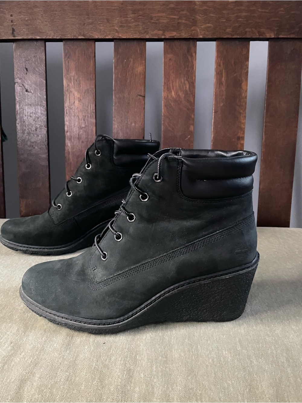 Timberland Black Wedge Lace-Up Ankle Boots